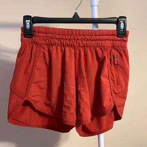 Lululemon Tracker Low-rise Short 4”